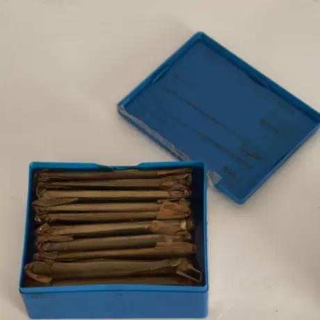 钢丝横机针燕子牌织针KNITTING NEEDLES1000支盒装非高脚14G